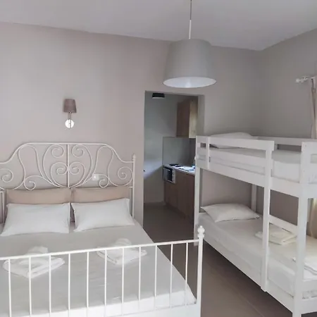 Smaragdi 佩弗卡里