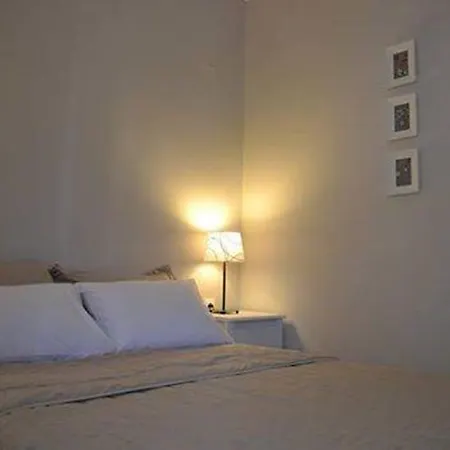 Smaragdi Lägenhet Pefkari