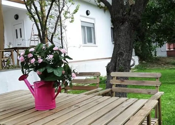 Smaragdi Apartament *